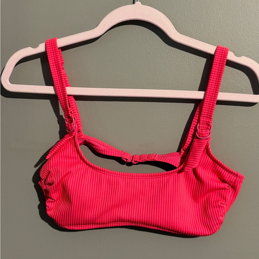 Xhilaration Pink striped swimsuit top